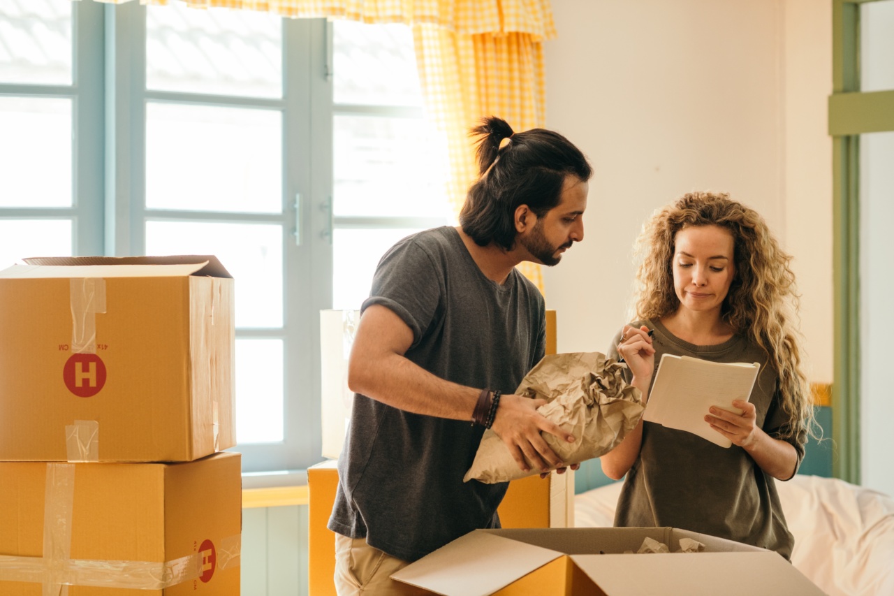 Help the child overcome the stress of moving to a new home