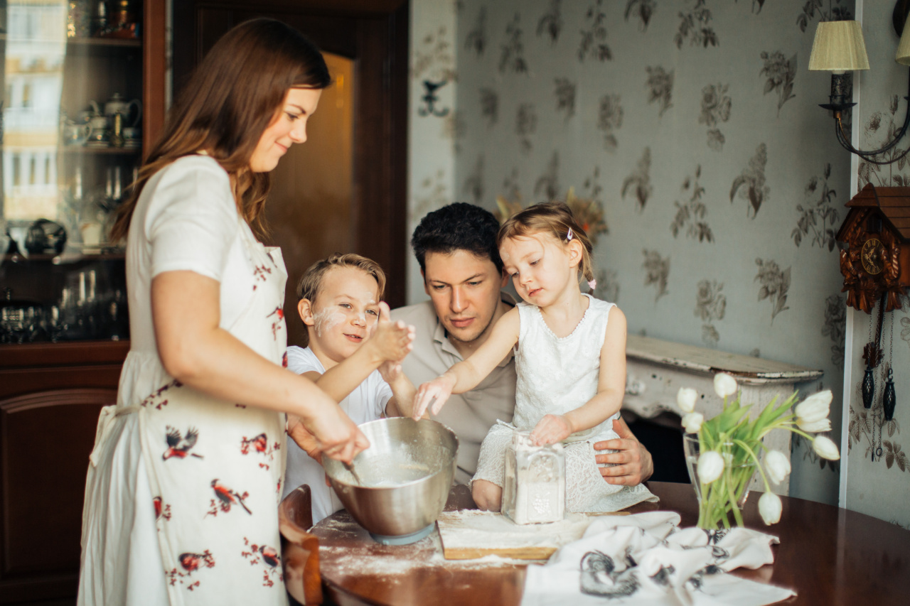 Parenting with Psychology: A Comprehensive Guide for Parents of Young Children