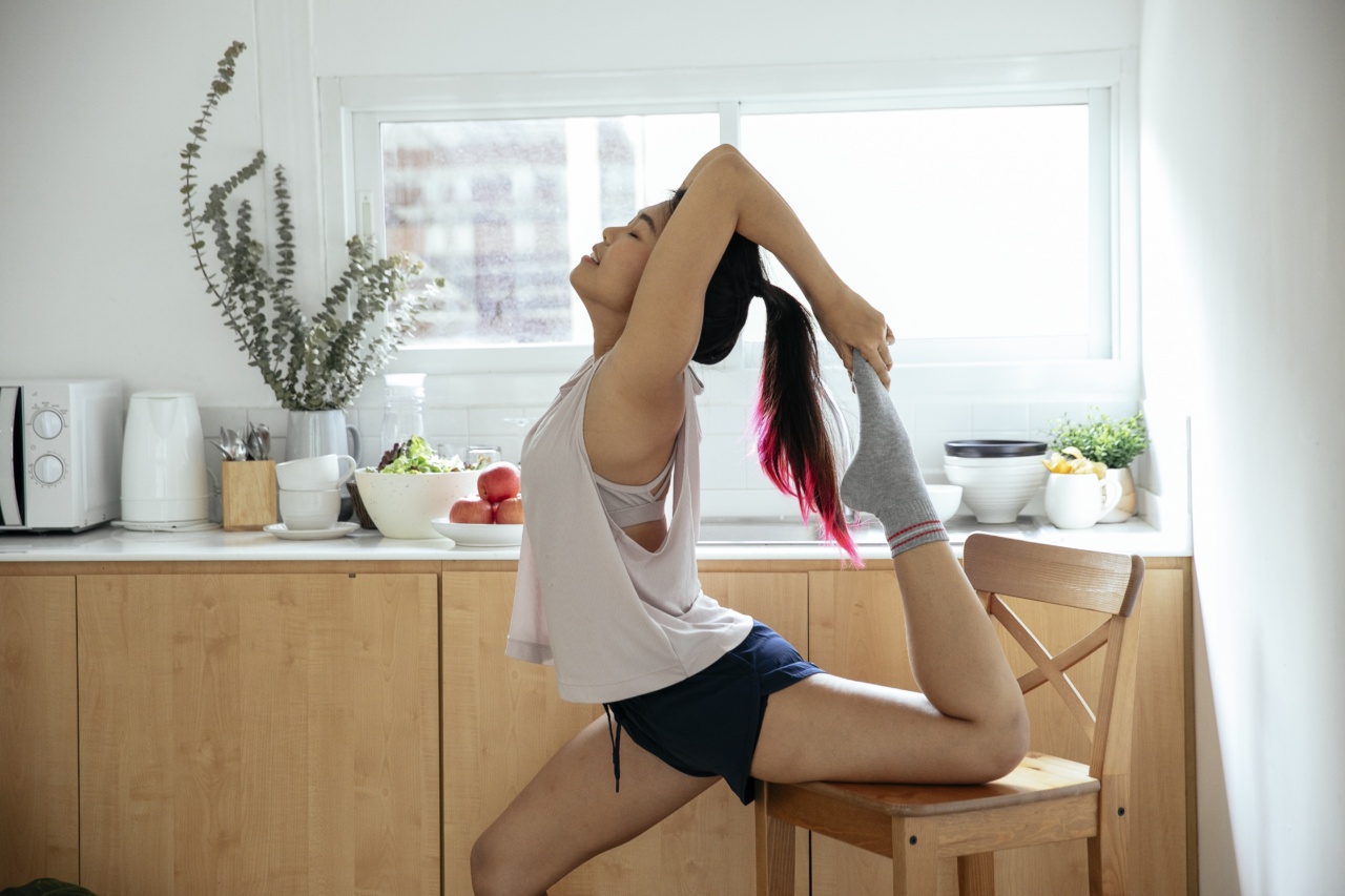 Chair Yoga for Improved Balance – 5 Easy Steps