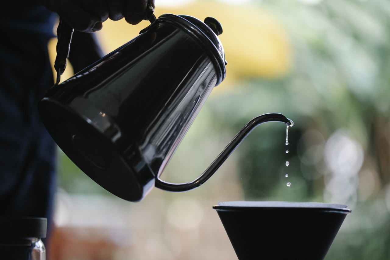 Why Lemon Water is a Refreshing Alternative to Coffee in the Morning