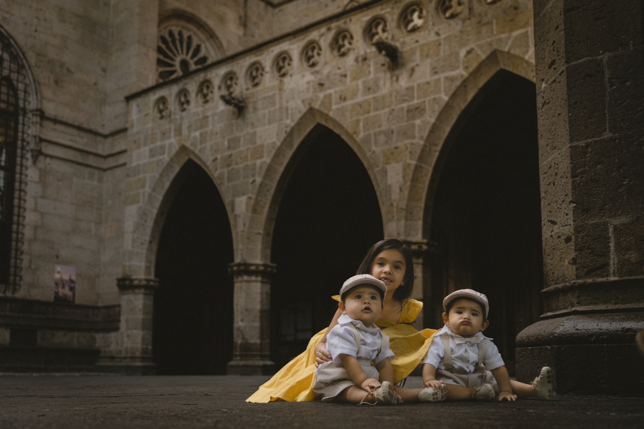 Envious of her sister – A guide by Alexandra Kappatou