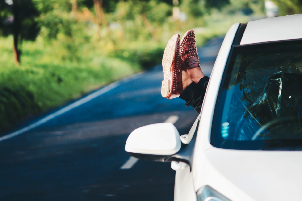 10 Possible Causes of Leg Traffic Problems (With Pictures)