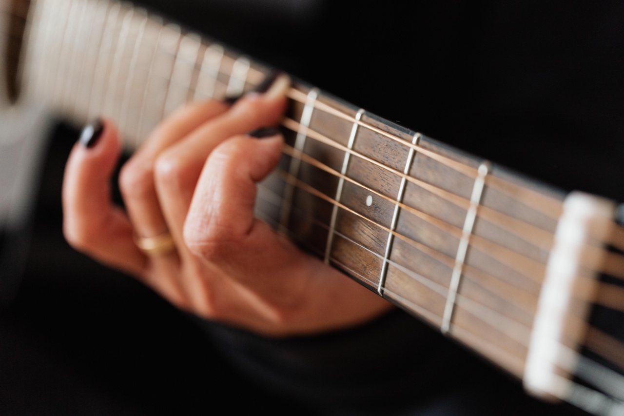 What Causes the “Crack” Sound in Your Fingers?