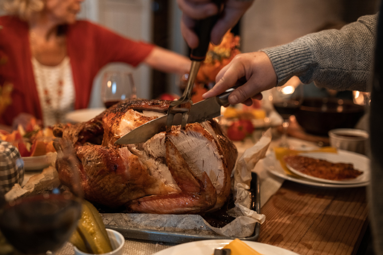 Here Comes the Turkey: A Tale of Thanksgiving Feasts