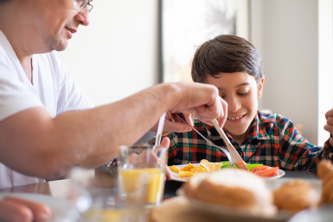 Teaching your dog food manners – the easy way