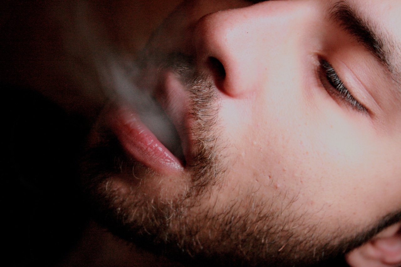 What motivates young adults to start smoking cigarettes?