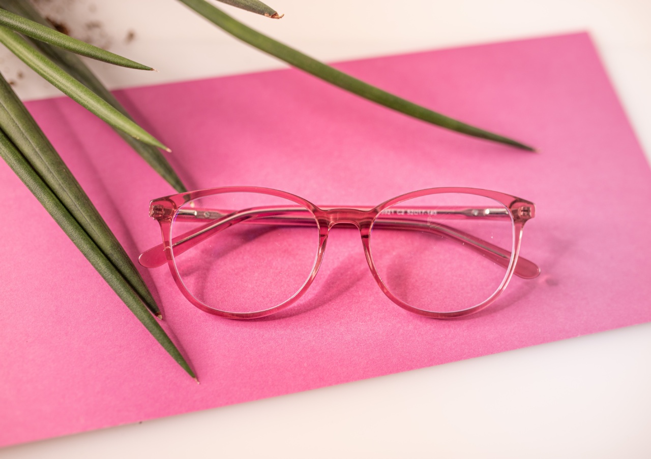 Clear vision: Lasik outperforms contact lenses for myopia
