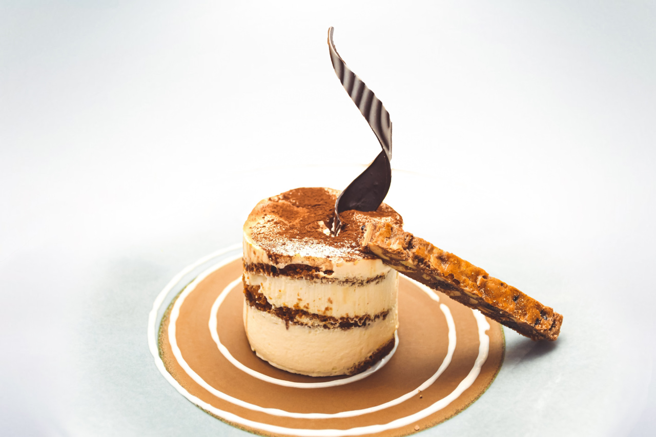 Trunk with Milk Chocolate and Caramel