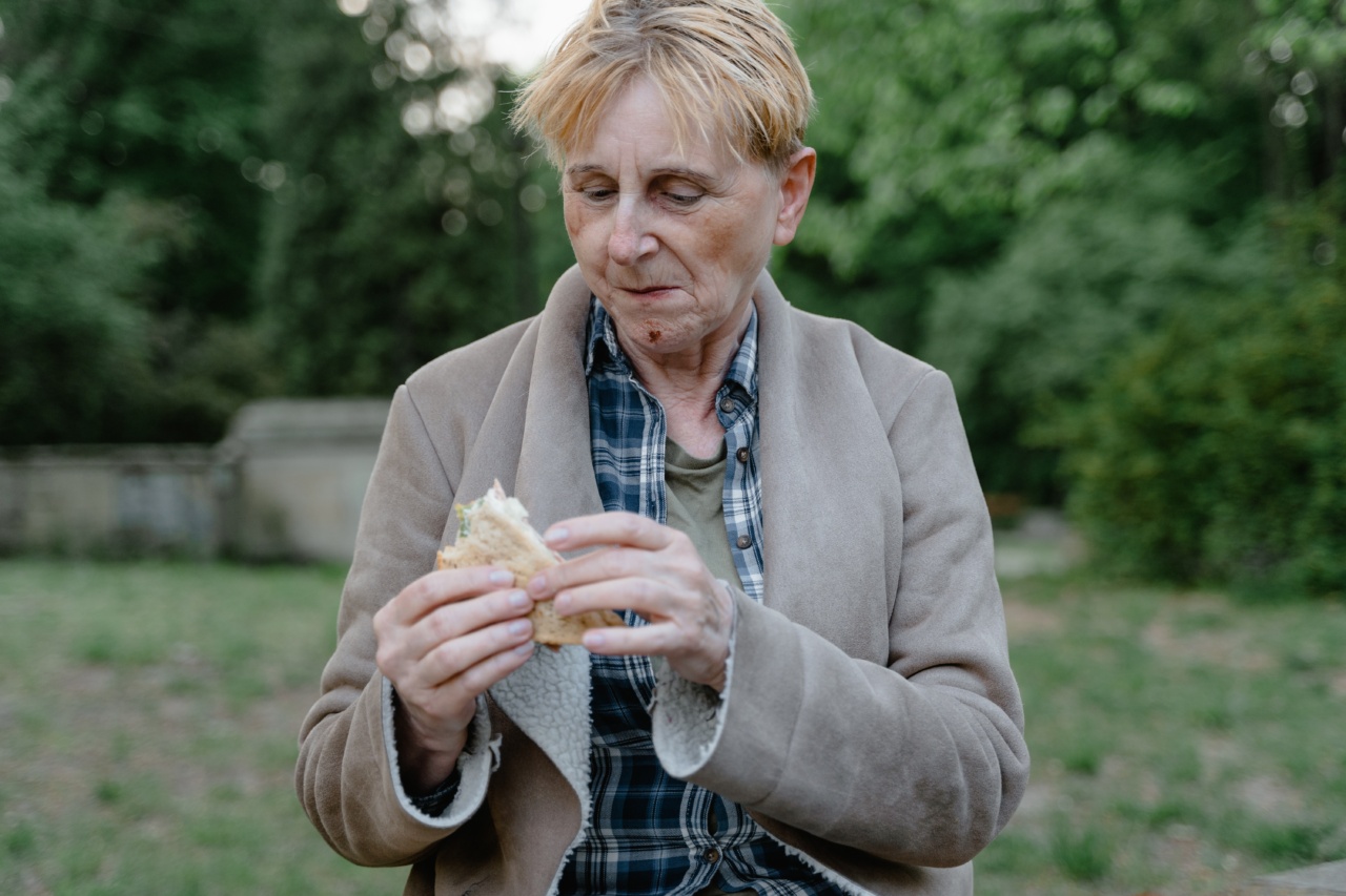What causes hunger shortly after eating?
