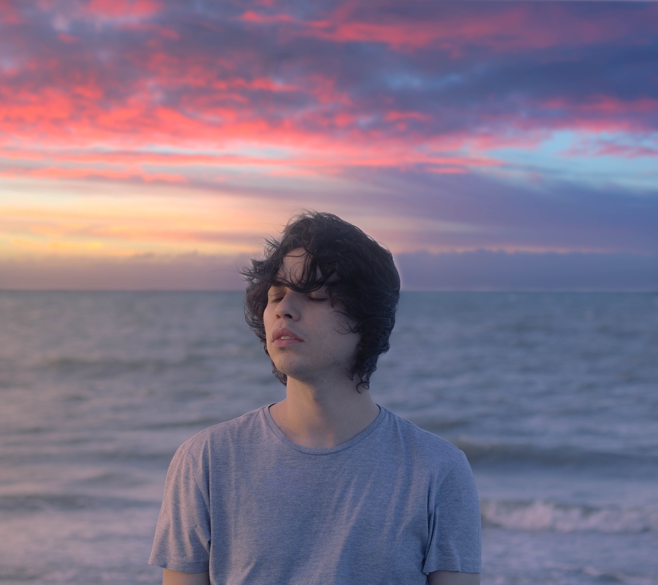 The fresh breeze of protection for your eyes and heart