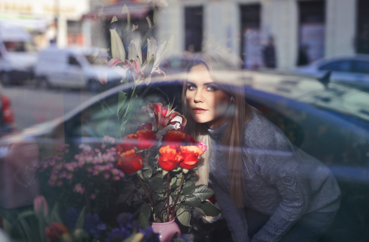 Blooms for Beauty: The Science Behind How Flowers Fight Aging