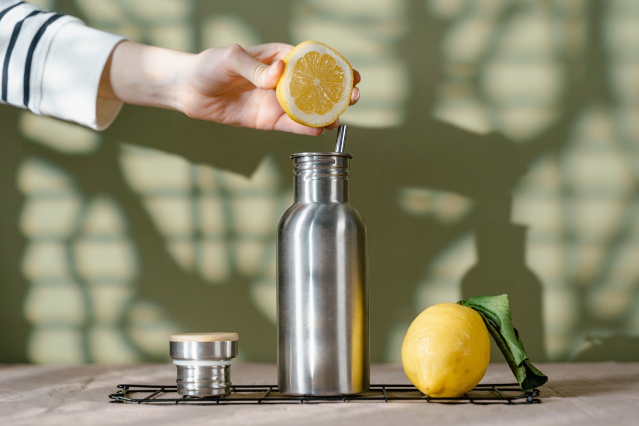 Are your fridge lemons going to waste? Use them to combat dandruff!