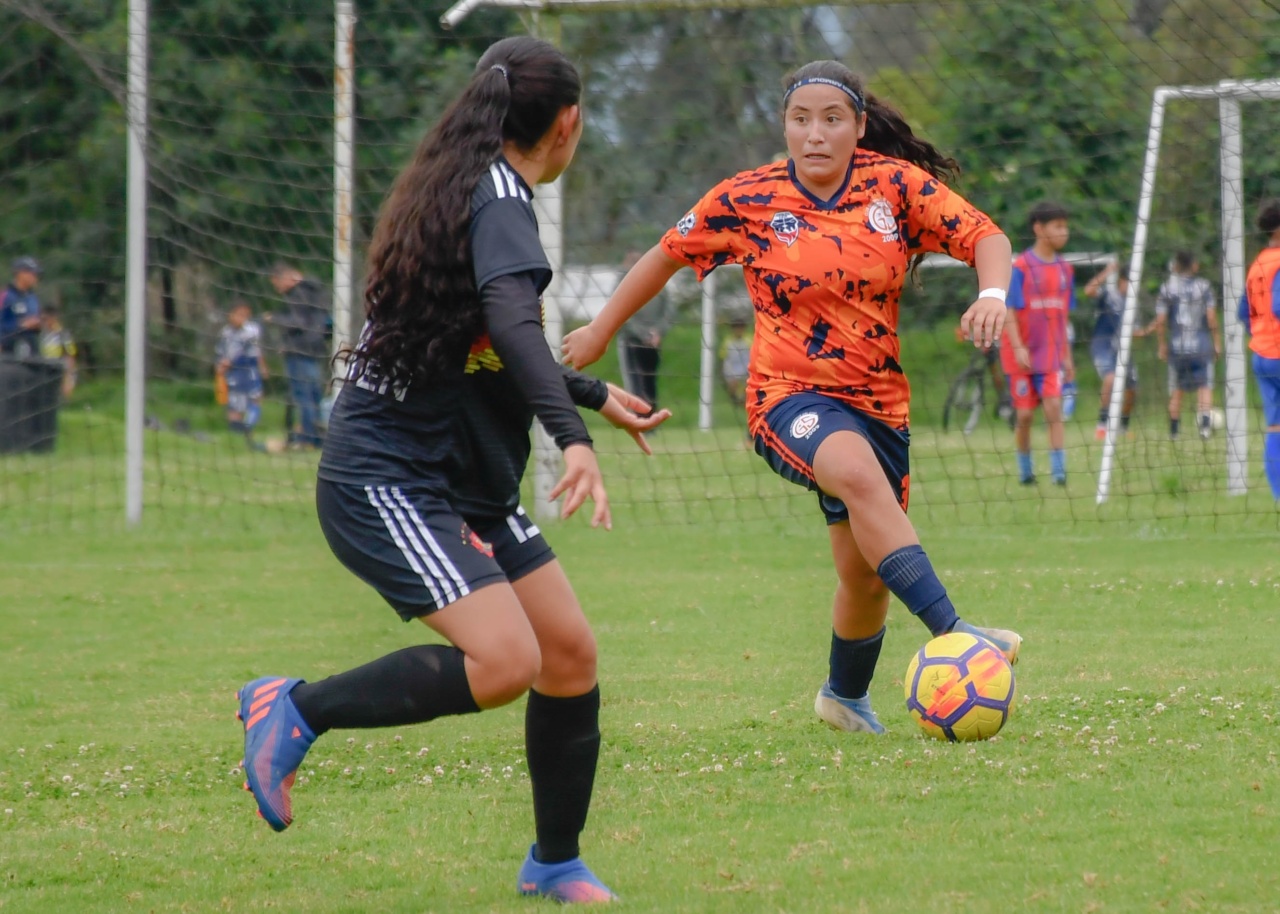 How playing football improves your heart health