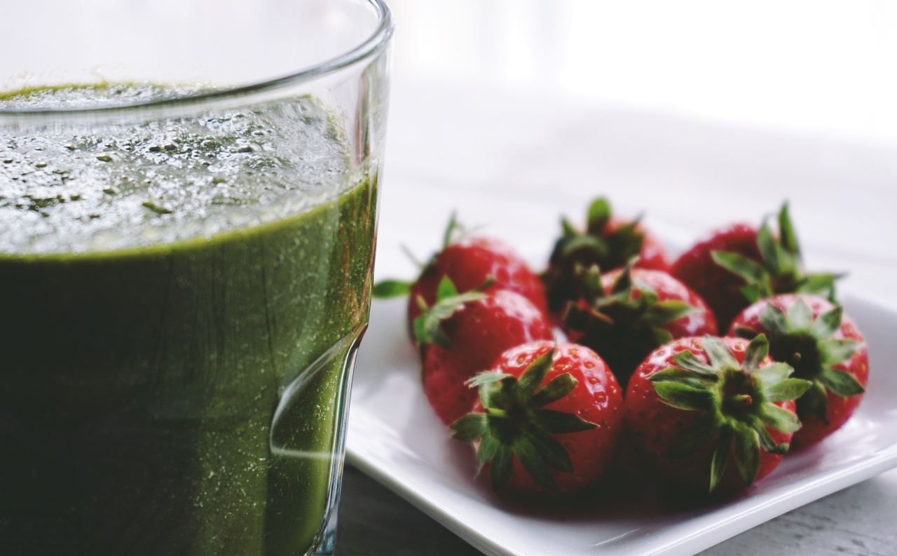 Green Juice for Detoxifying and Refreshing Your Body