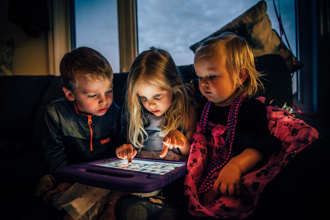 Factors contributing to early adolescence onset among girls