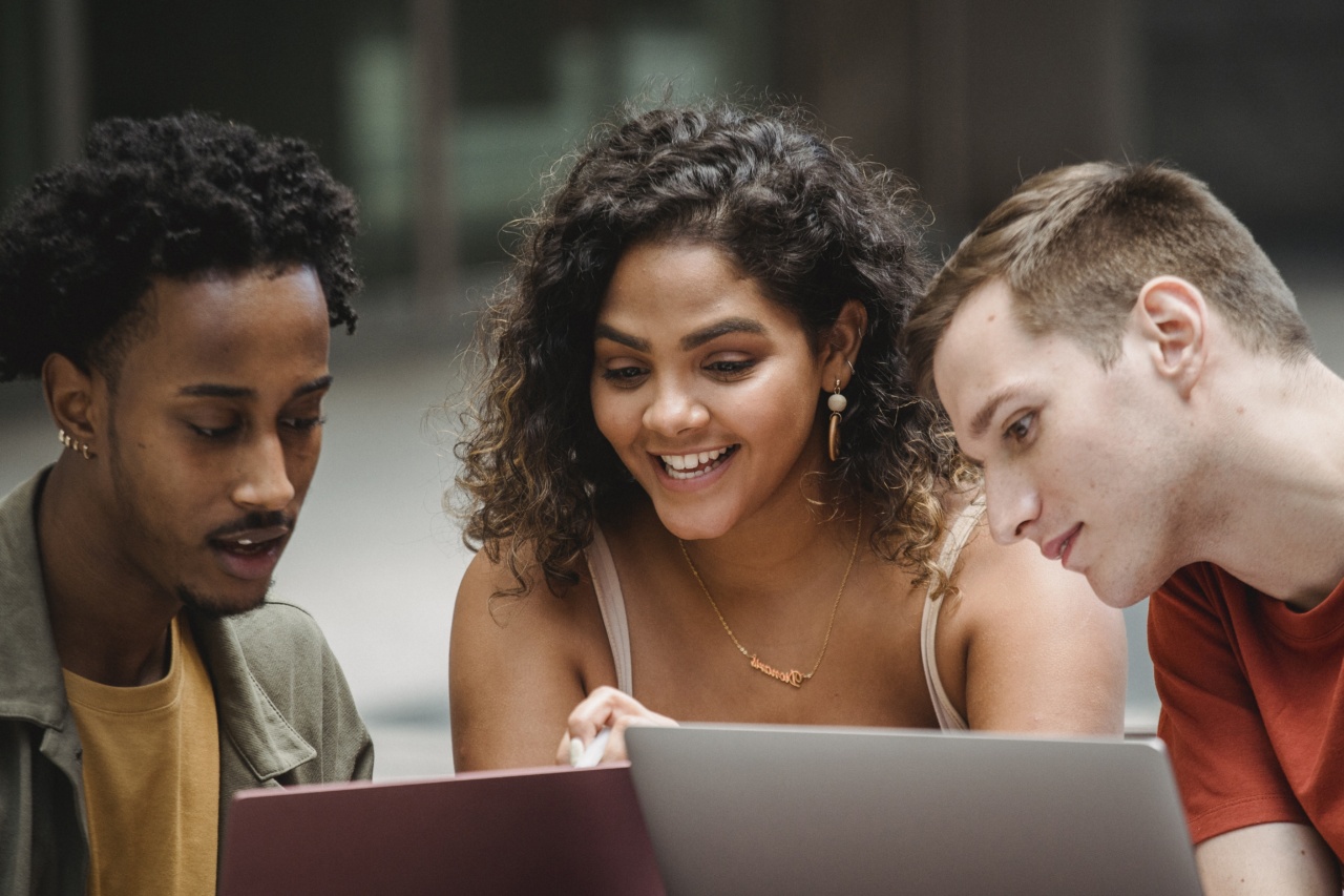 Increased resilience and happiness with 15-minutes limited social media use, says research