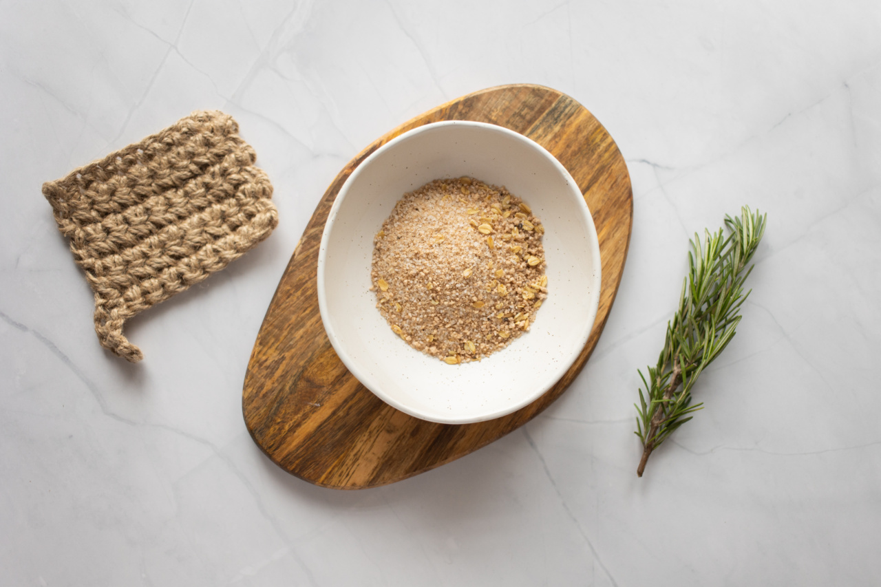 Dandruff Care: Simple and Effective Homemade Solutions by Dermatologists