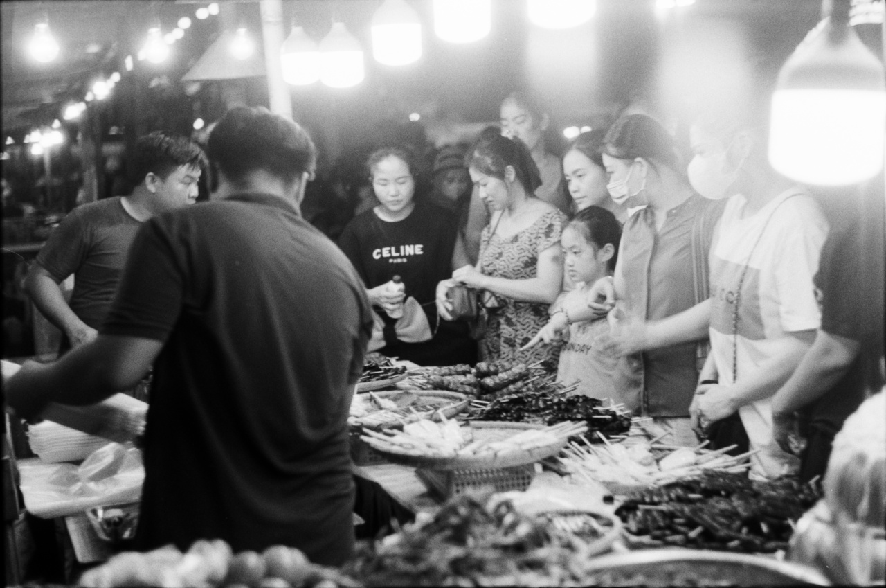 The correlation between evening food intake and childhood obesity