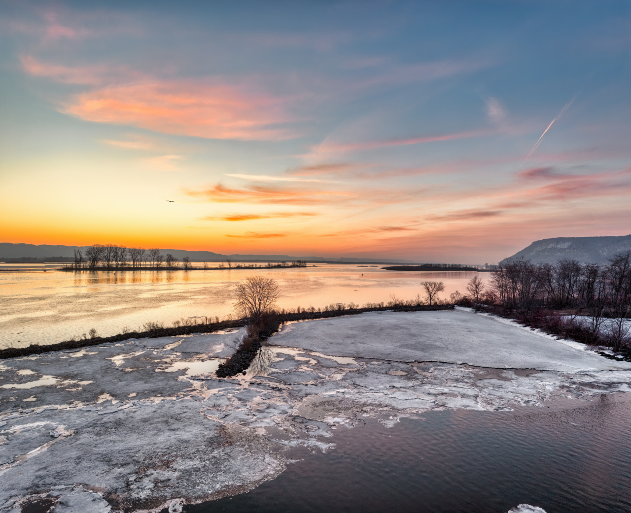 Fact or fiction: frozen water slims
