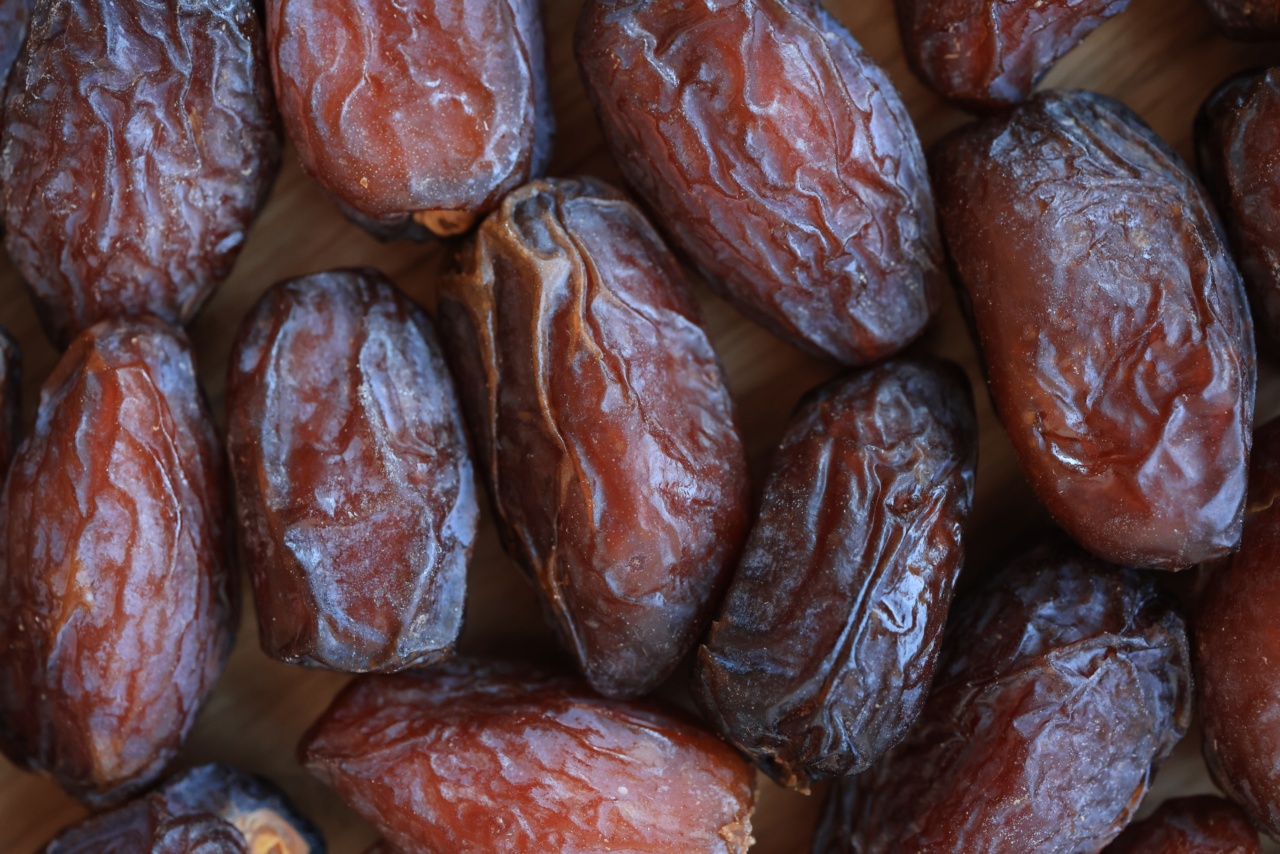 Need a healthy snack? Check out our dried fruits with antioxidants and low calories!