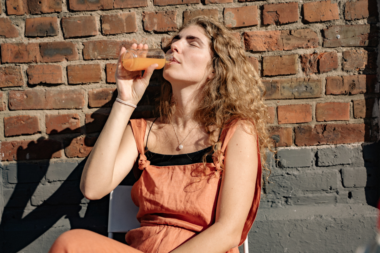 Why drinking carrot juice is great for your skin, eyes, and immunity