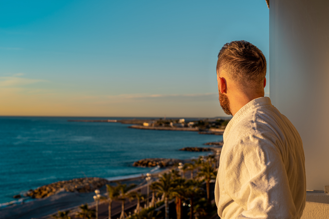 Why are men missing out on morning eroticism?