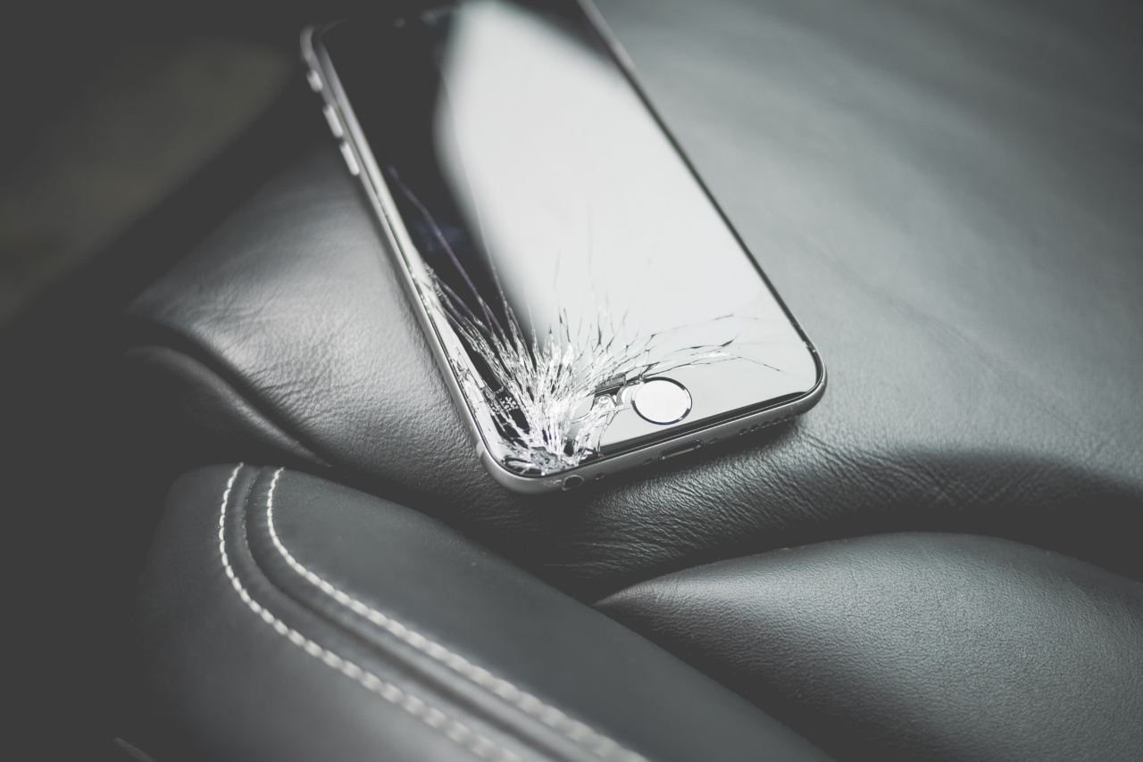 Mobile phone metals linked to allergic reactions