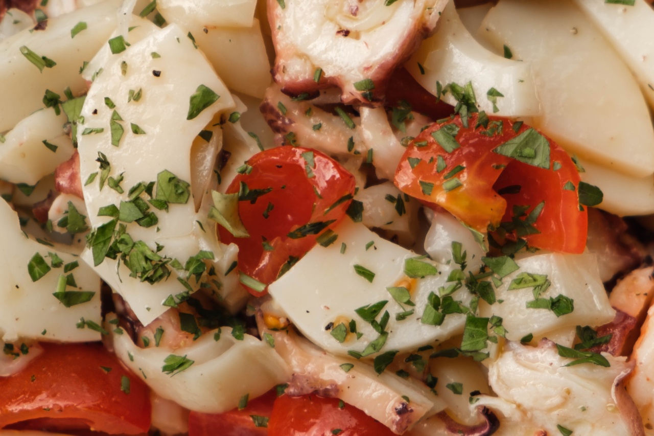 Squid filled with spicy trahana and olives