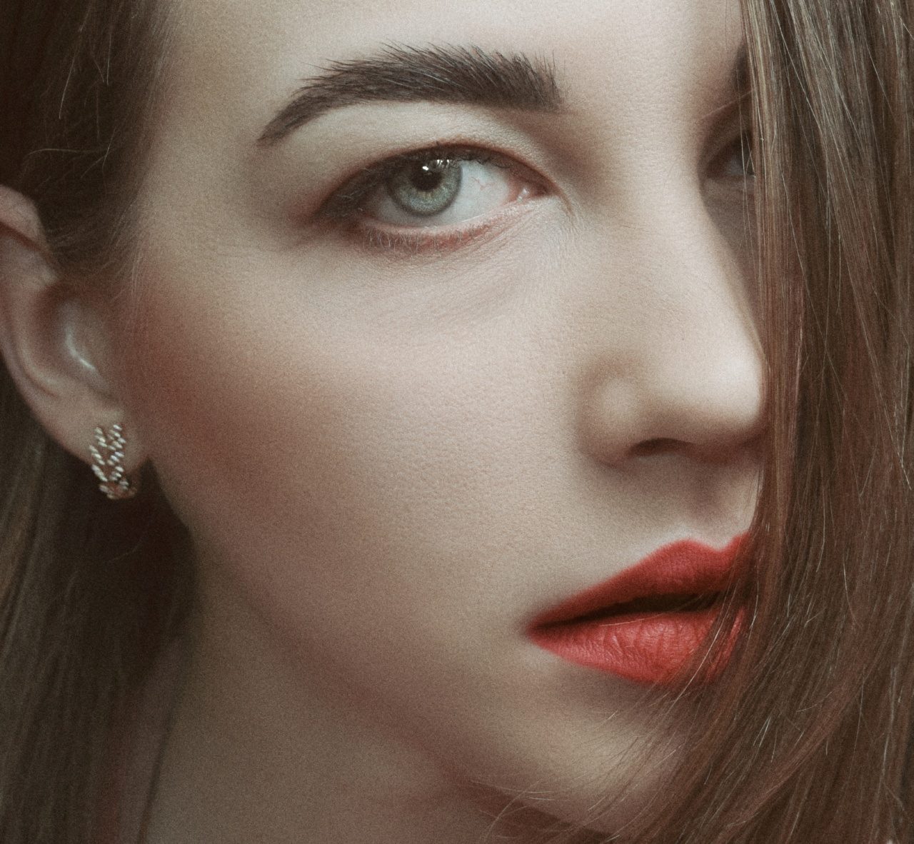 What causes eye redness and blushing?