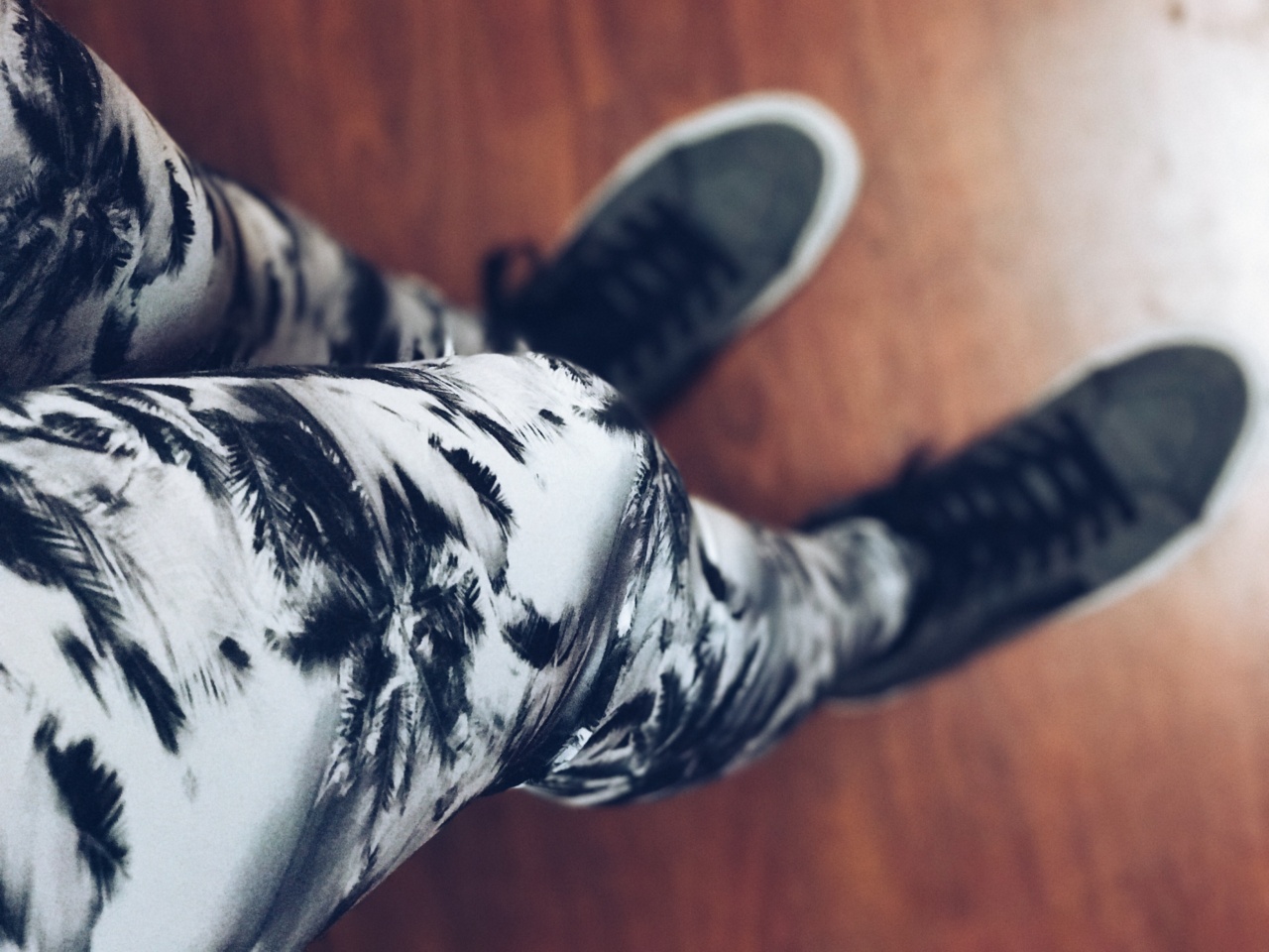 Keeping Your Legs Comfortable During Pregnancy: 8 Tips to Try