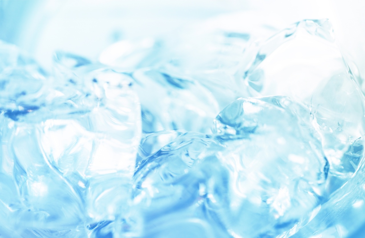 What’s the impact of drinking ice water on calorie burning?