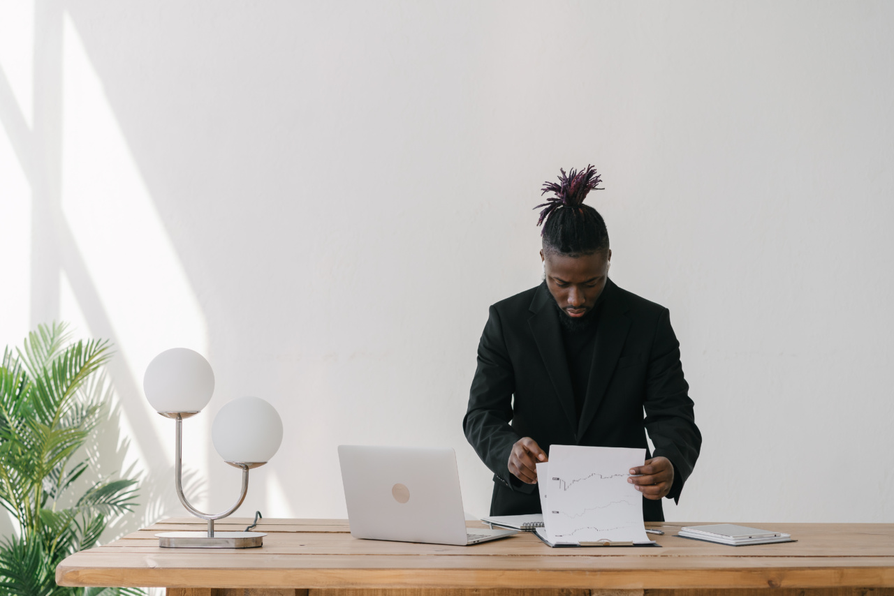 Analyzing Men’s Visual Priorities: What Catches Their Eye?