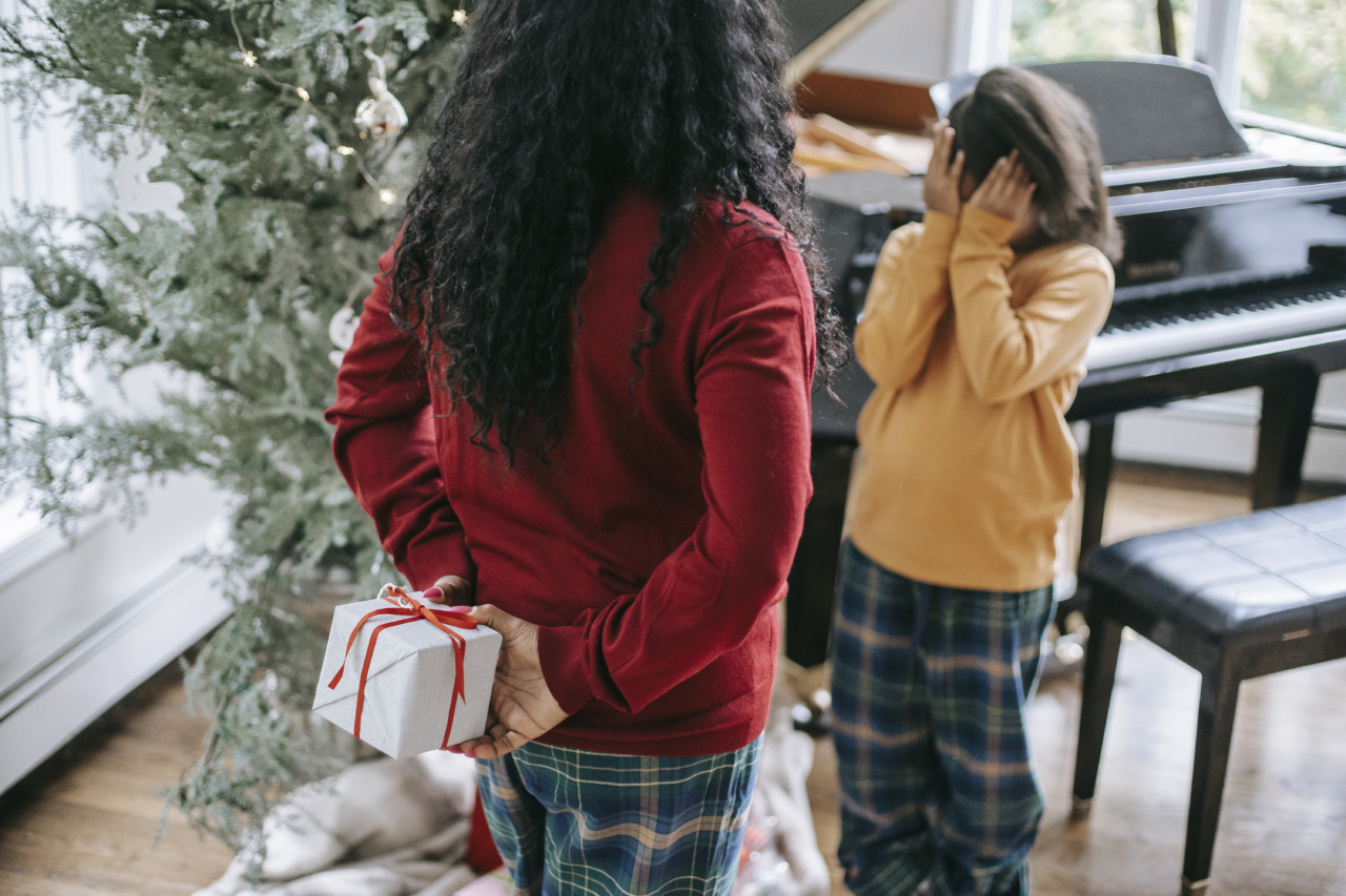 The Science Behind New Mom Behavior