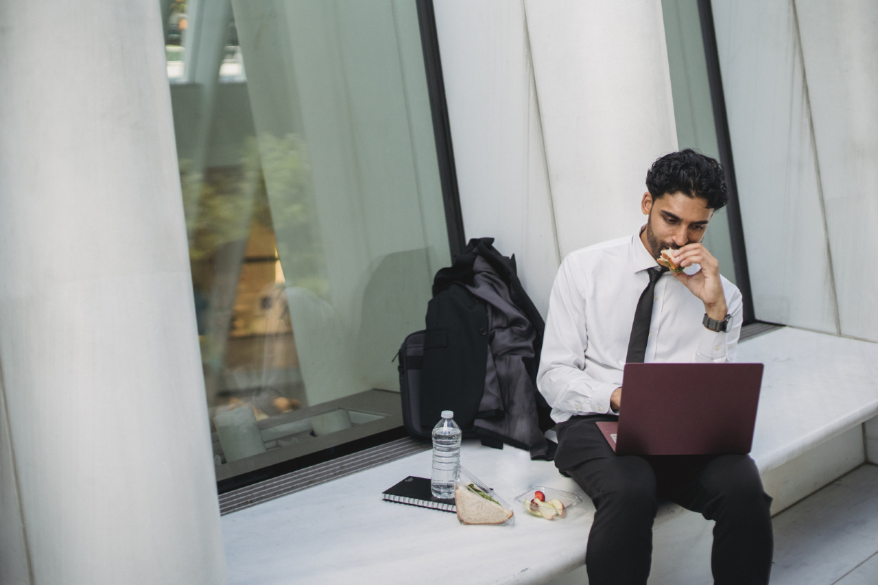 Eating well while working long hours: Tips and tricks.