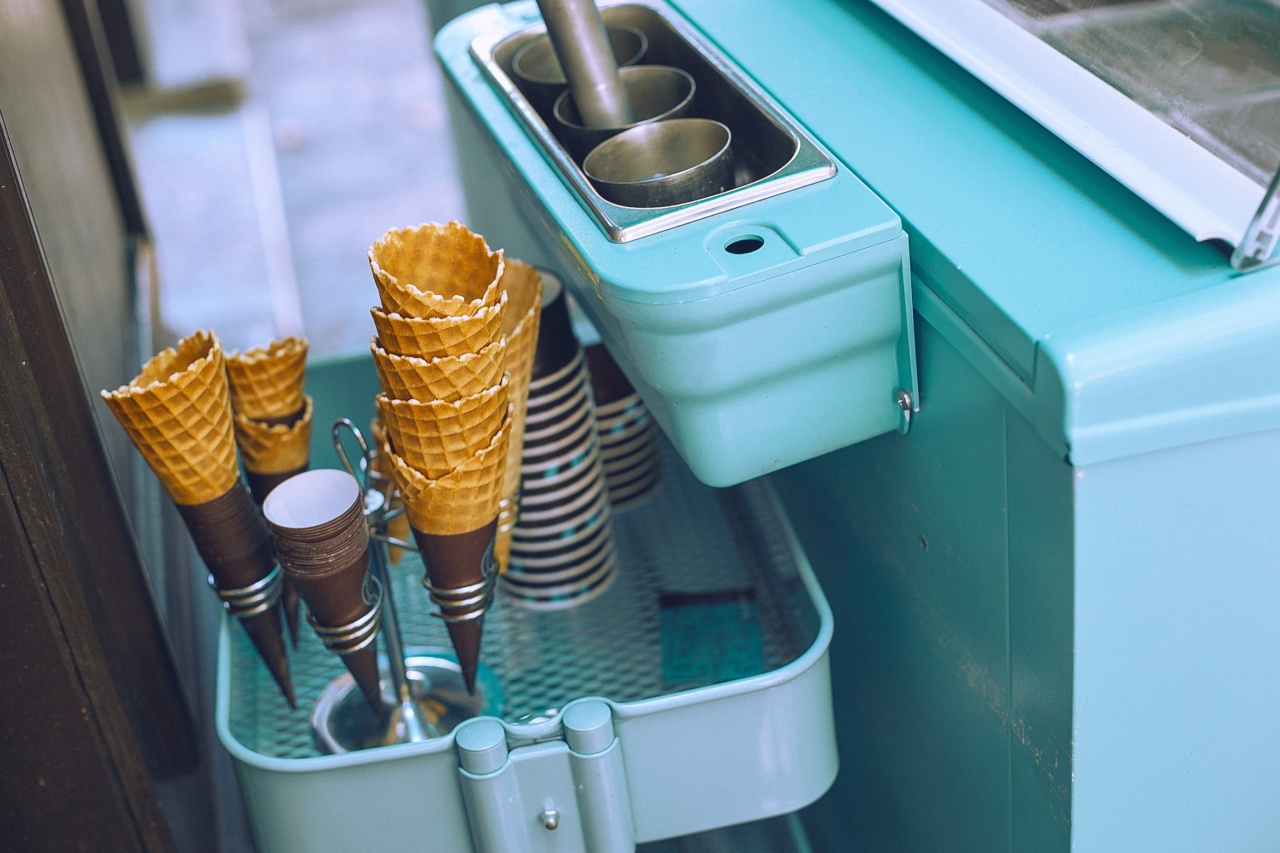 Uncovering the Traces of Sugar, Alcohol, Gluten and Dairy on Skin