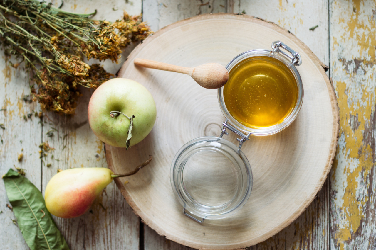 The Surprising Benefits of Apple Cider and Honey