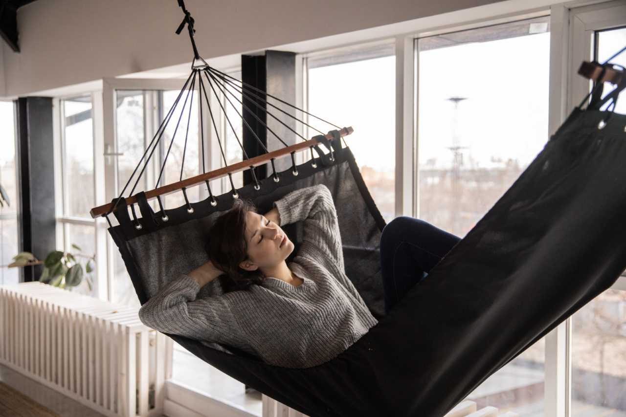 Surviving the Week: The Power of Weekend Sleep
