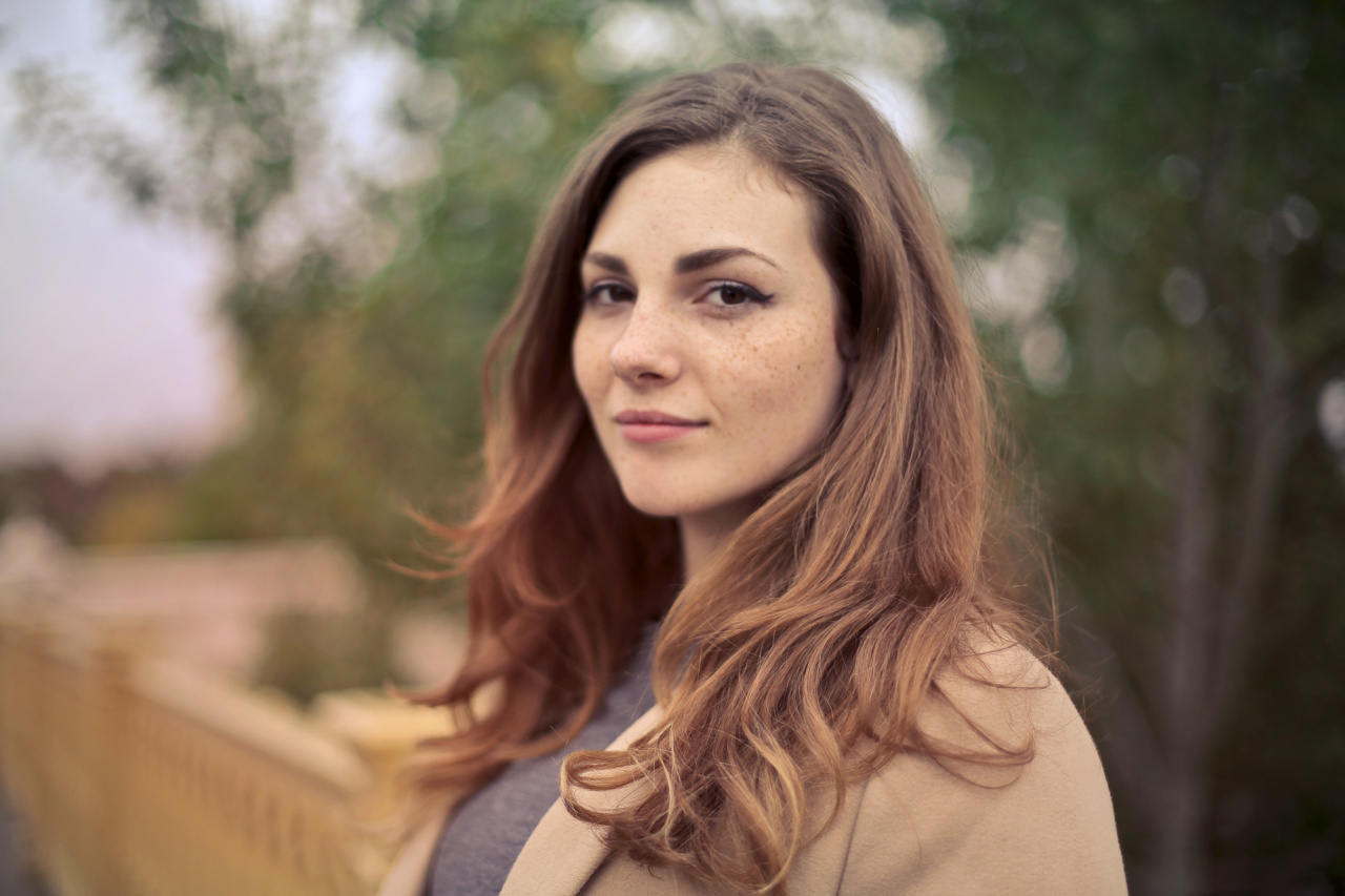 Why does hair lose its color?