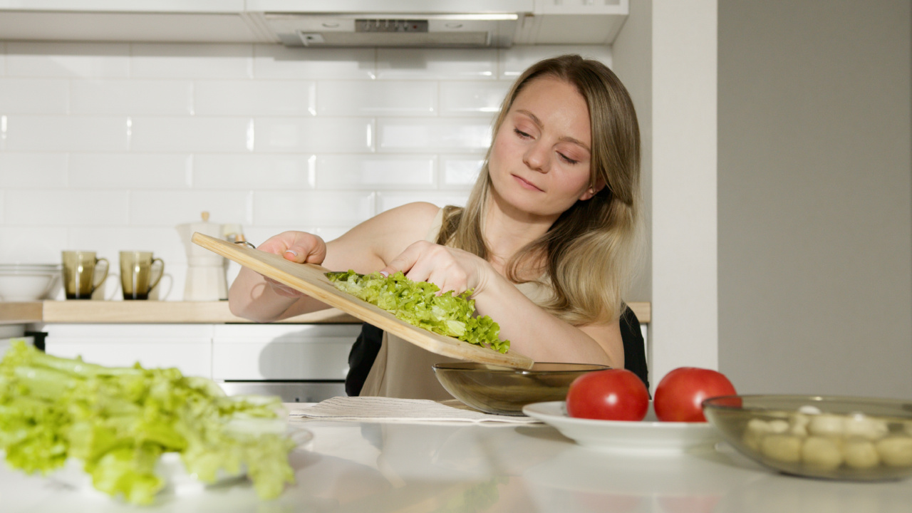 Partial nutrition during pregnancy and its impact on fetal health