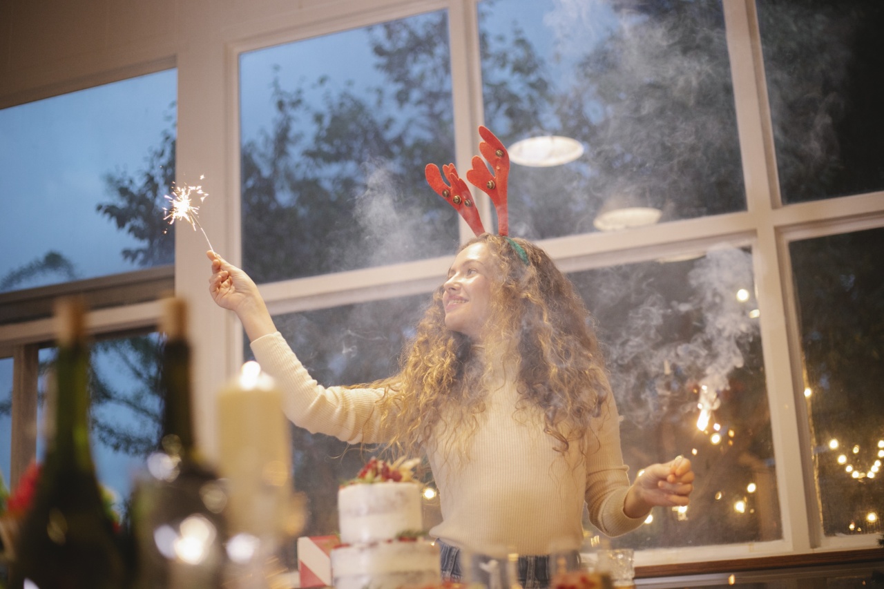 Christmas romance: 4 tips to add spark to your holidays