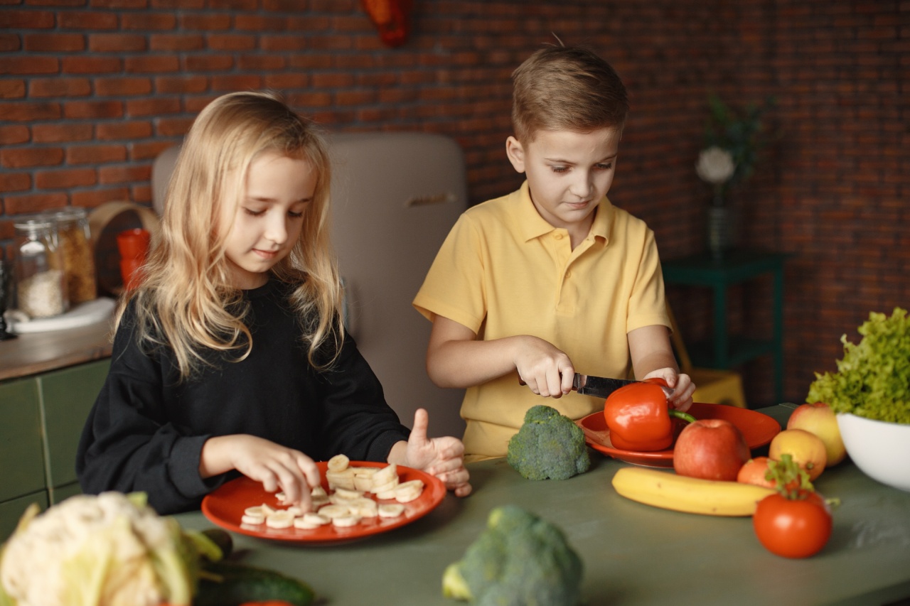 Little: 3 ways to slice them … with a knife!