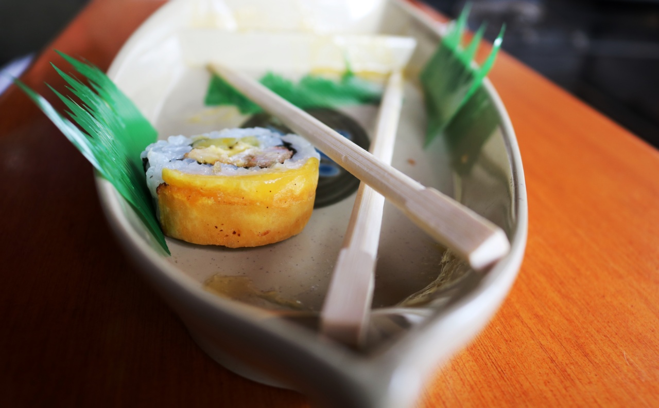 What health hazards should sushi eaters be aware of?