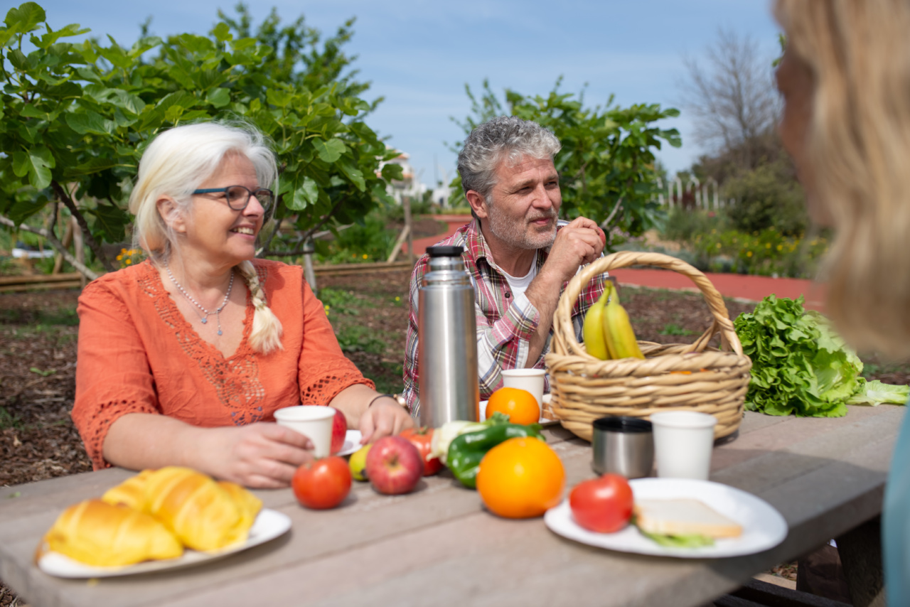 Keeping Your Stomach Happy: 5 Foods To Avoid Before Eating