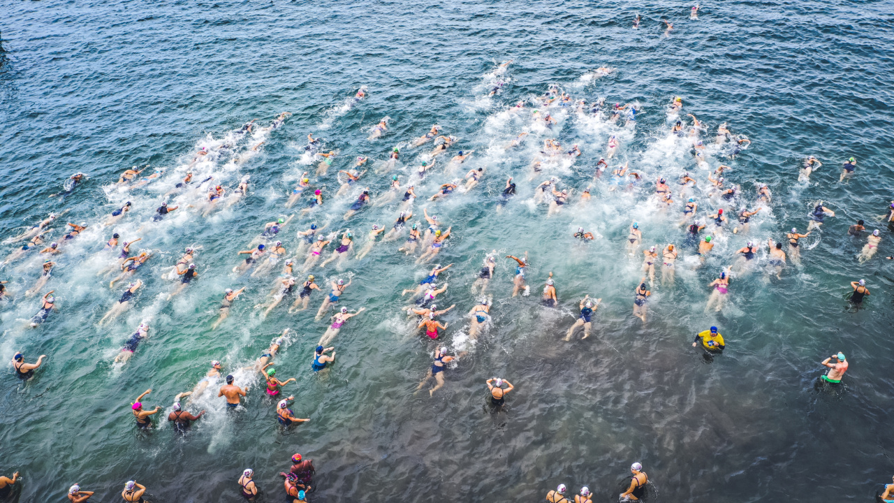 Is there anyone prohibited from entering the marathon?