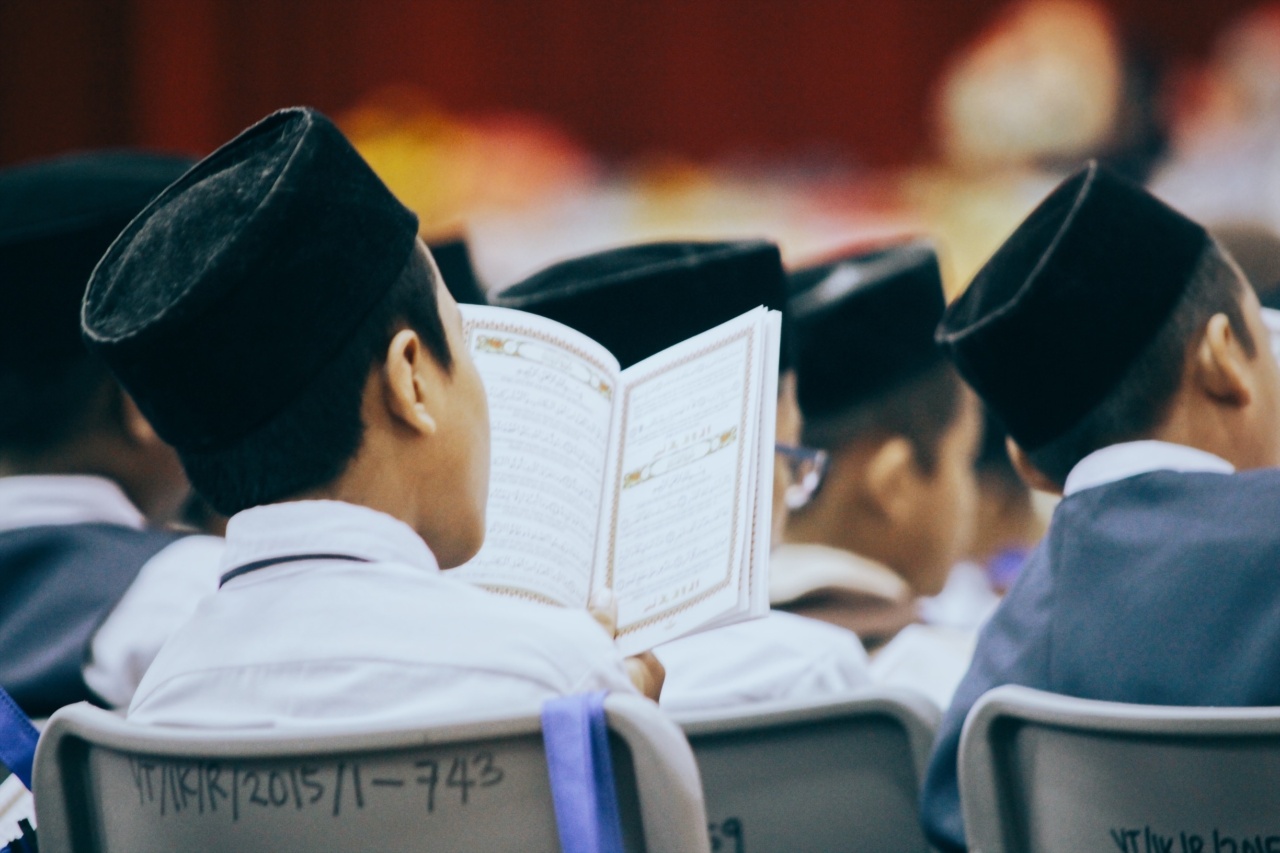 Obesity and Colon Cancer Risk in Adolescent Boys