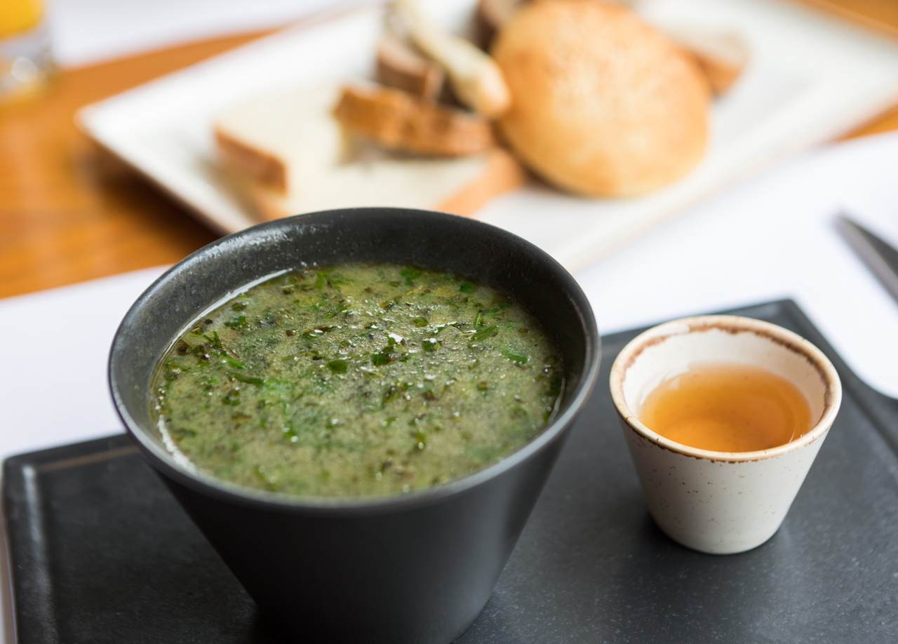 Zucchini and spinach soup