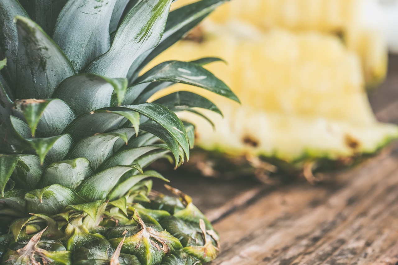 10 benefits of eating pineapple for your health