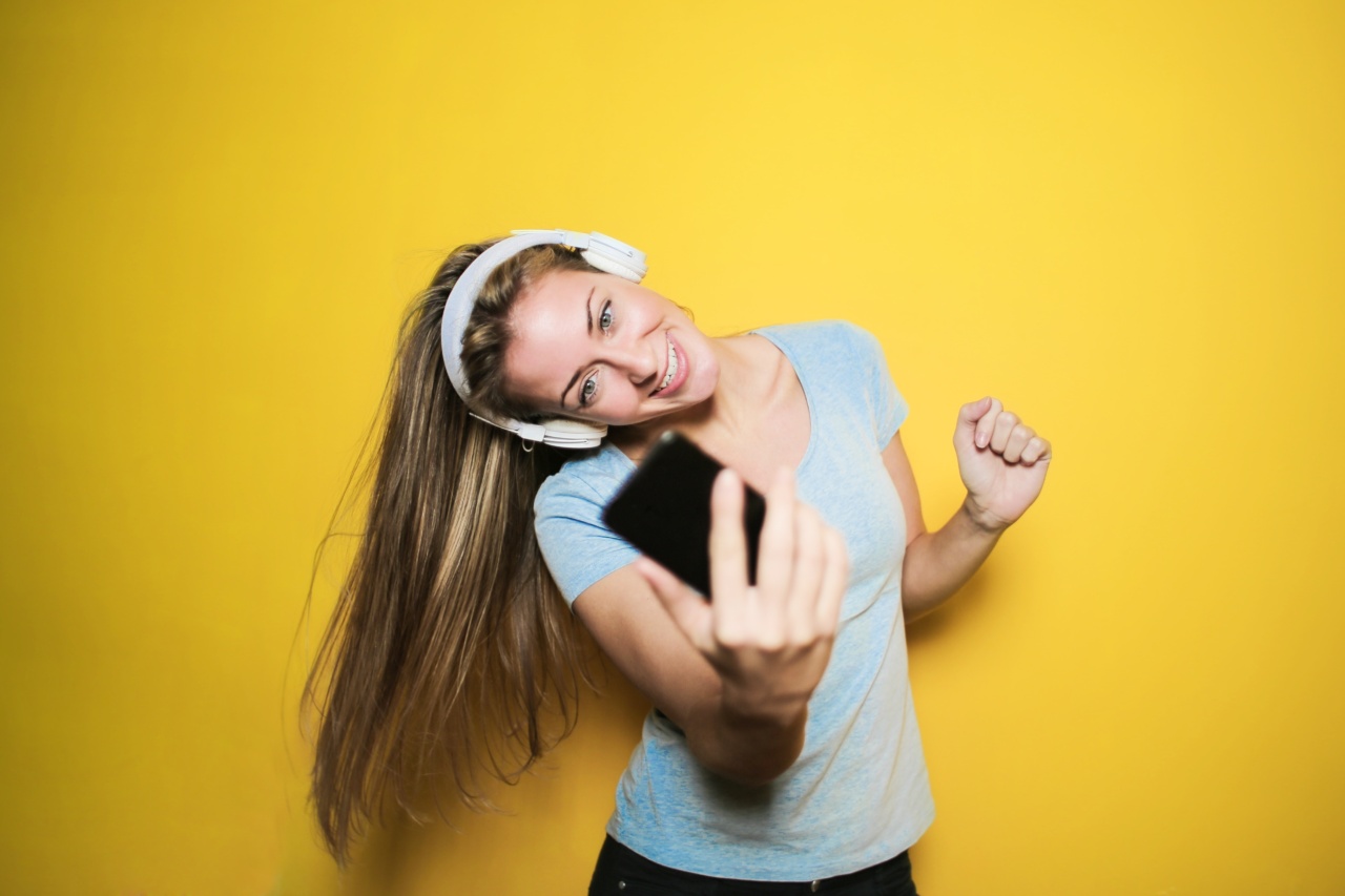 How to Style Hair Without Using a Hair Dryer