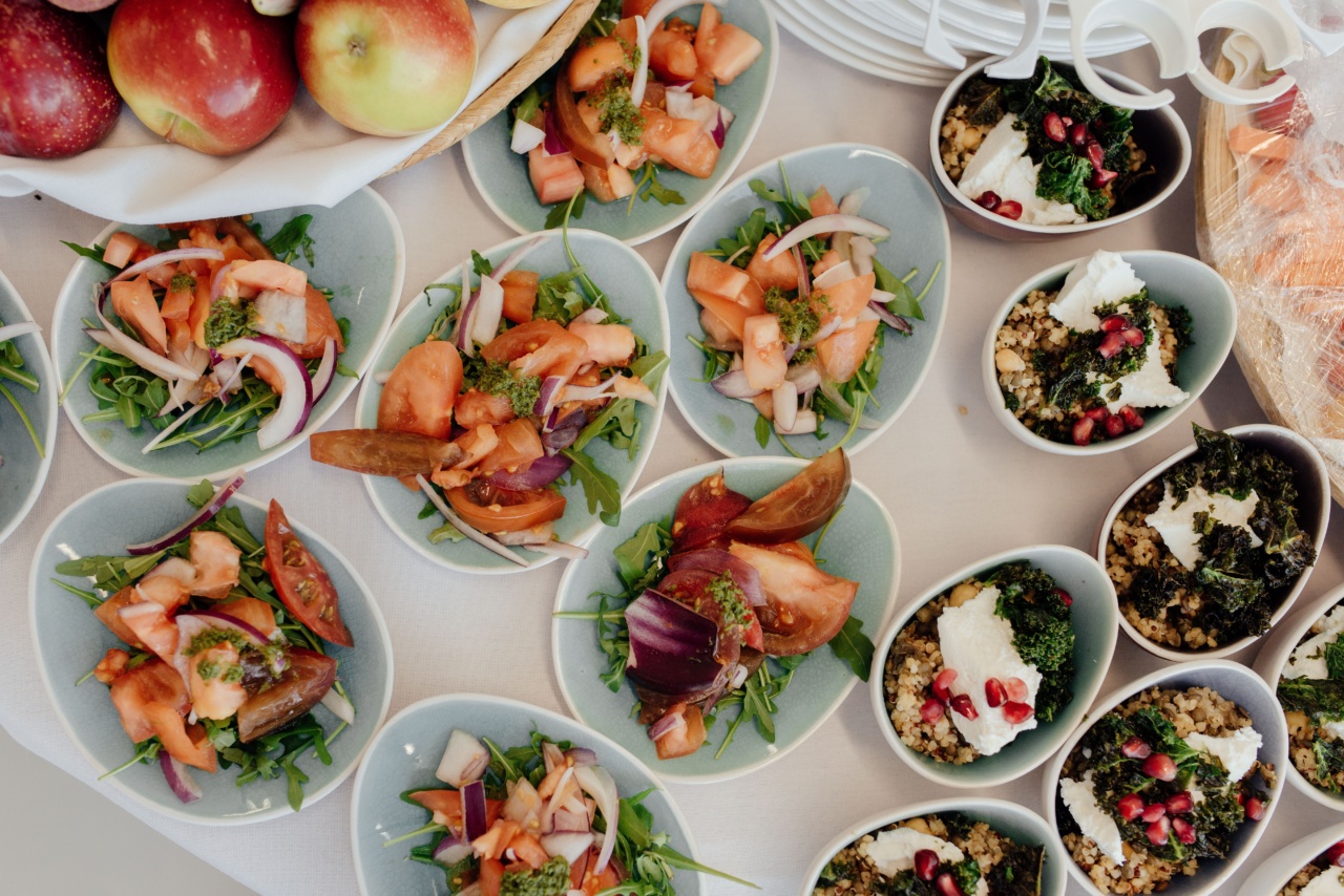 5 Common Diet Misconceptions to Debunk at Your Next Buffet