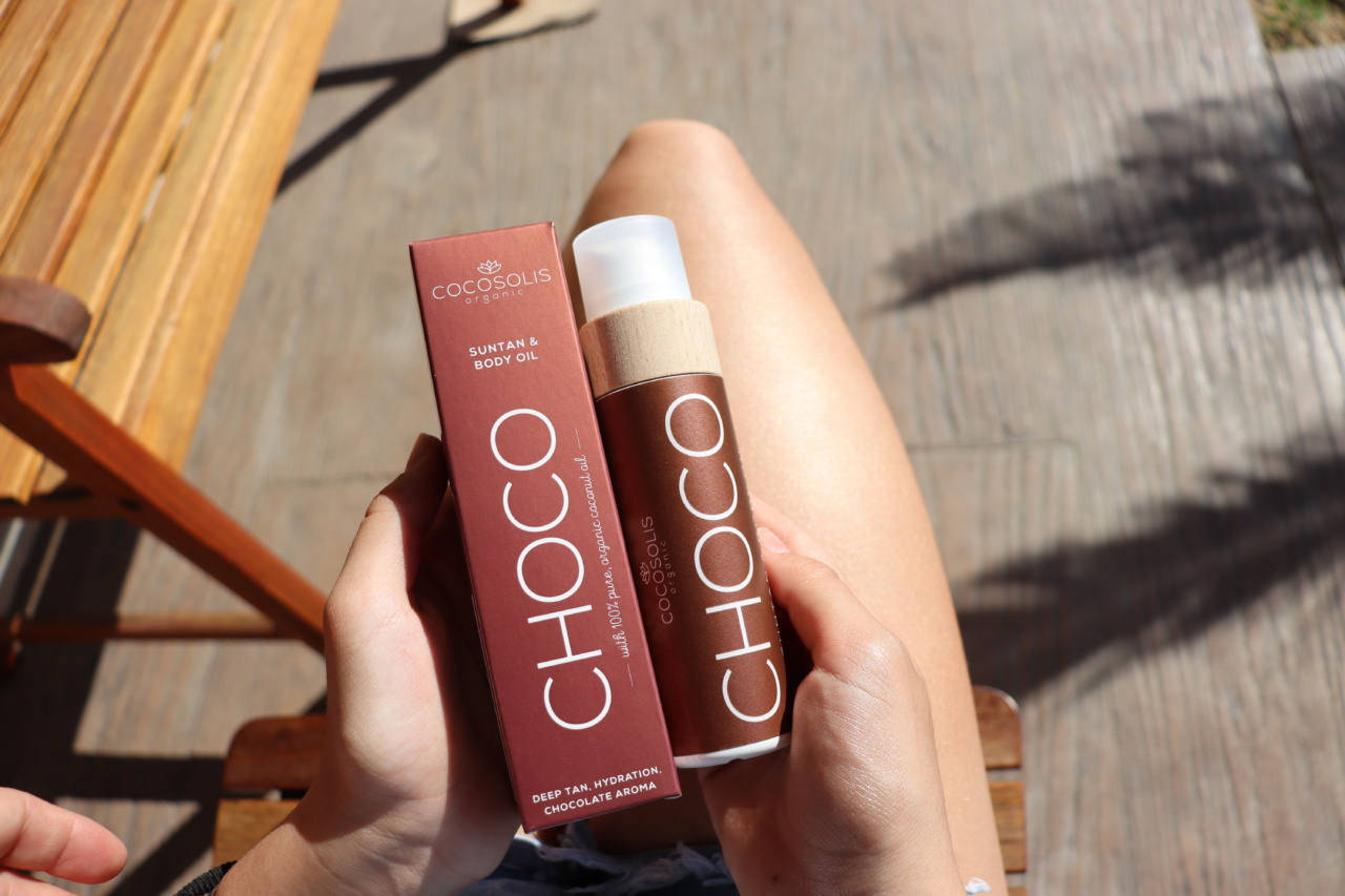 Dangerous Tan: The Risks That Come With Tanning Your Legs